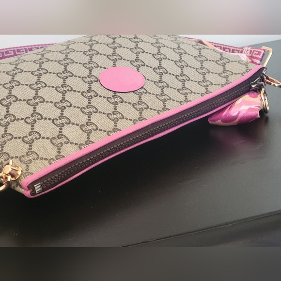 CHOICE OF One Authentic GucciPLUS vintage custom painted crossbody bag - Picture 12 of 16